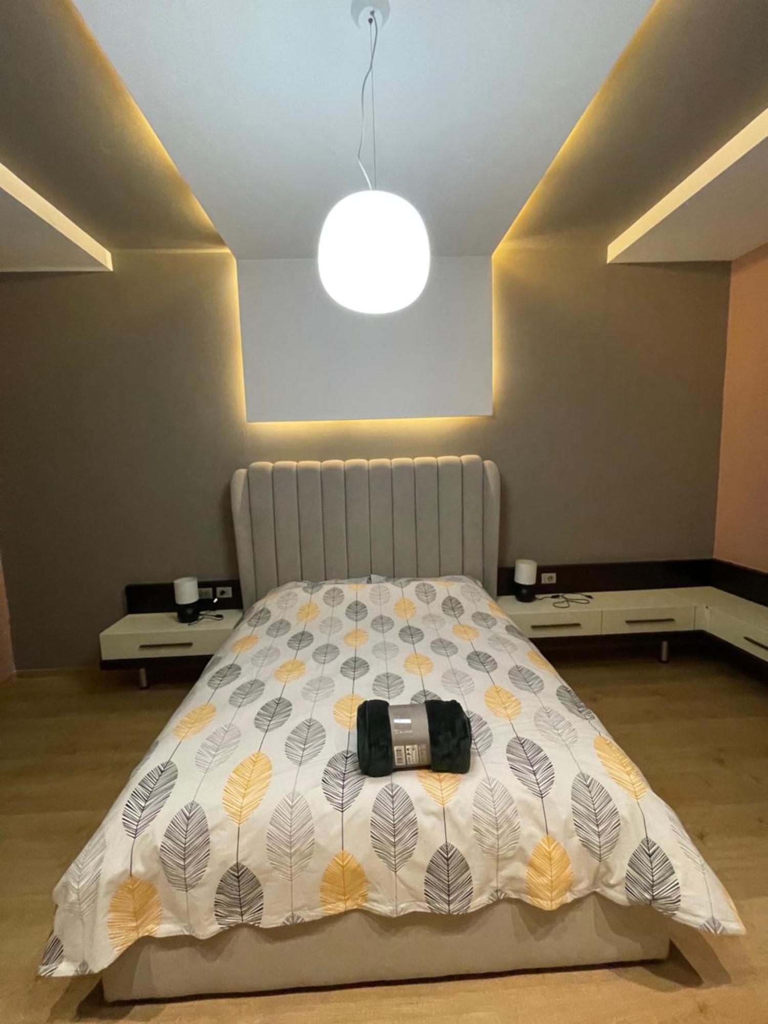 Lux Apartment Tiran Dış mekan fotoğraf