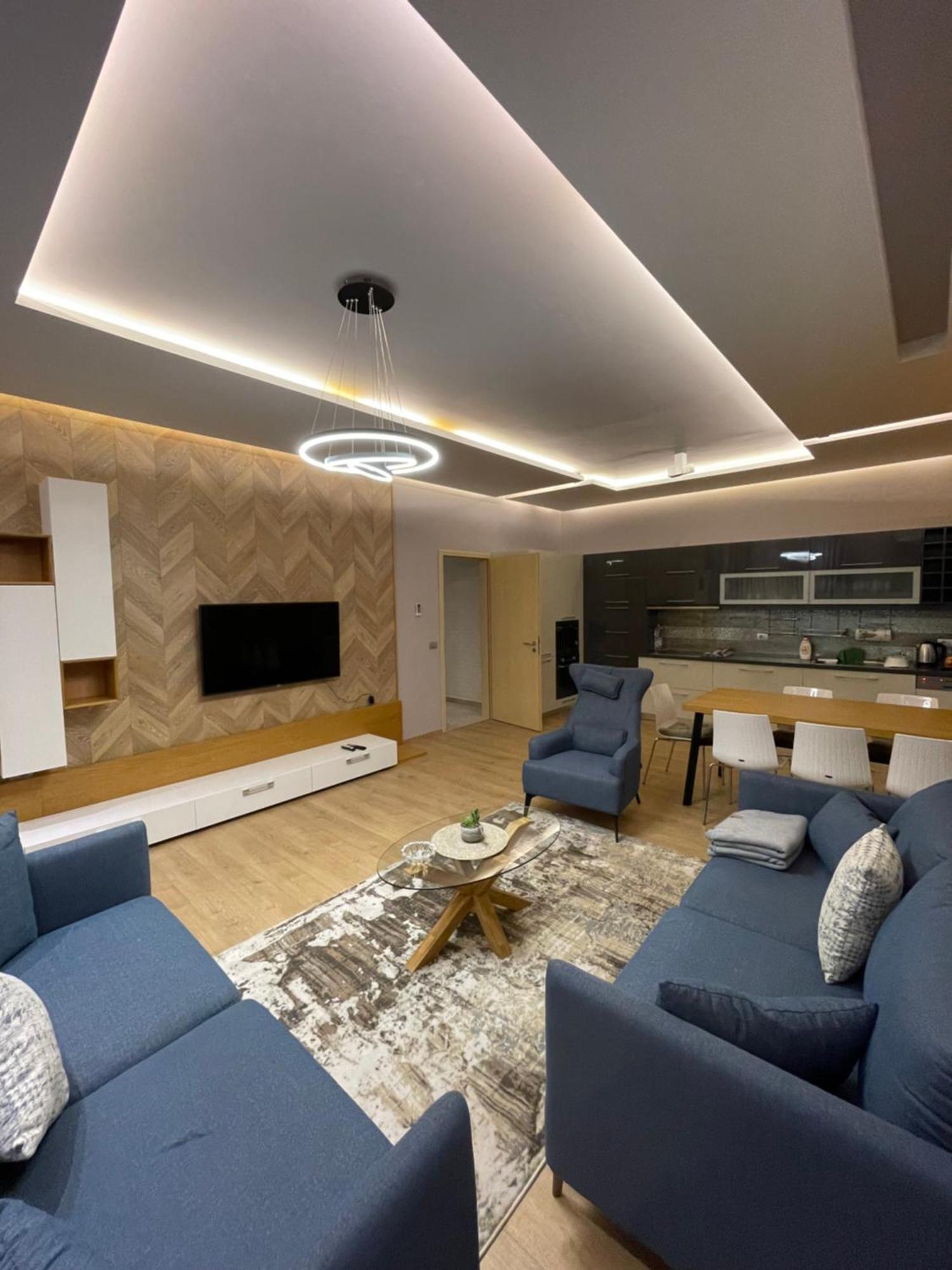 Lux Apartment Tiran Dış mekan fotoğraf